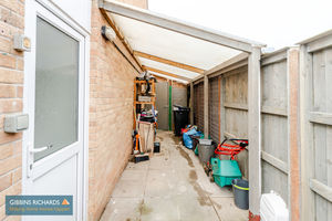 Side Passage- click for photo gallery